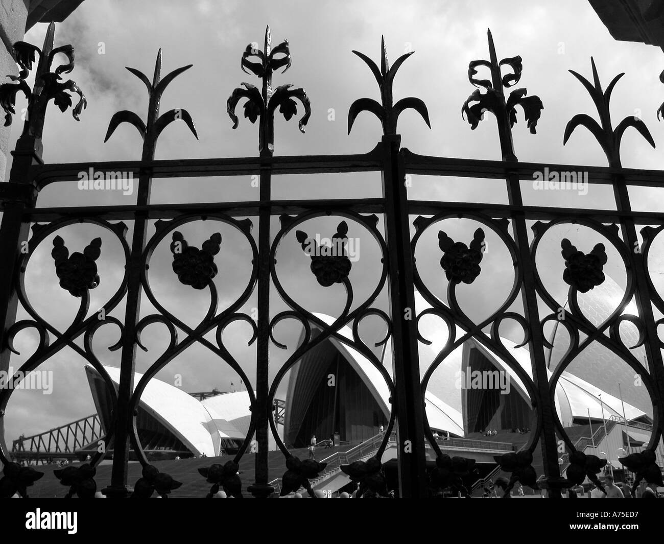 Sydney Opera House Stock Photo Alamy sydney-opera-house-stock-photo-alamy
