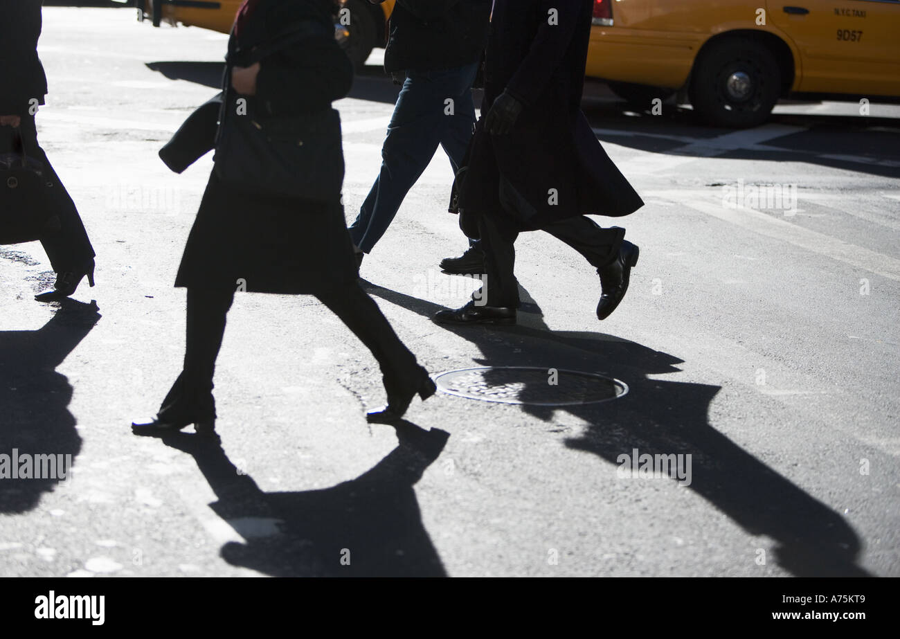 Blur crowd one person in focus hi-res stock photography and images - Alamy