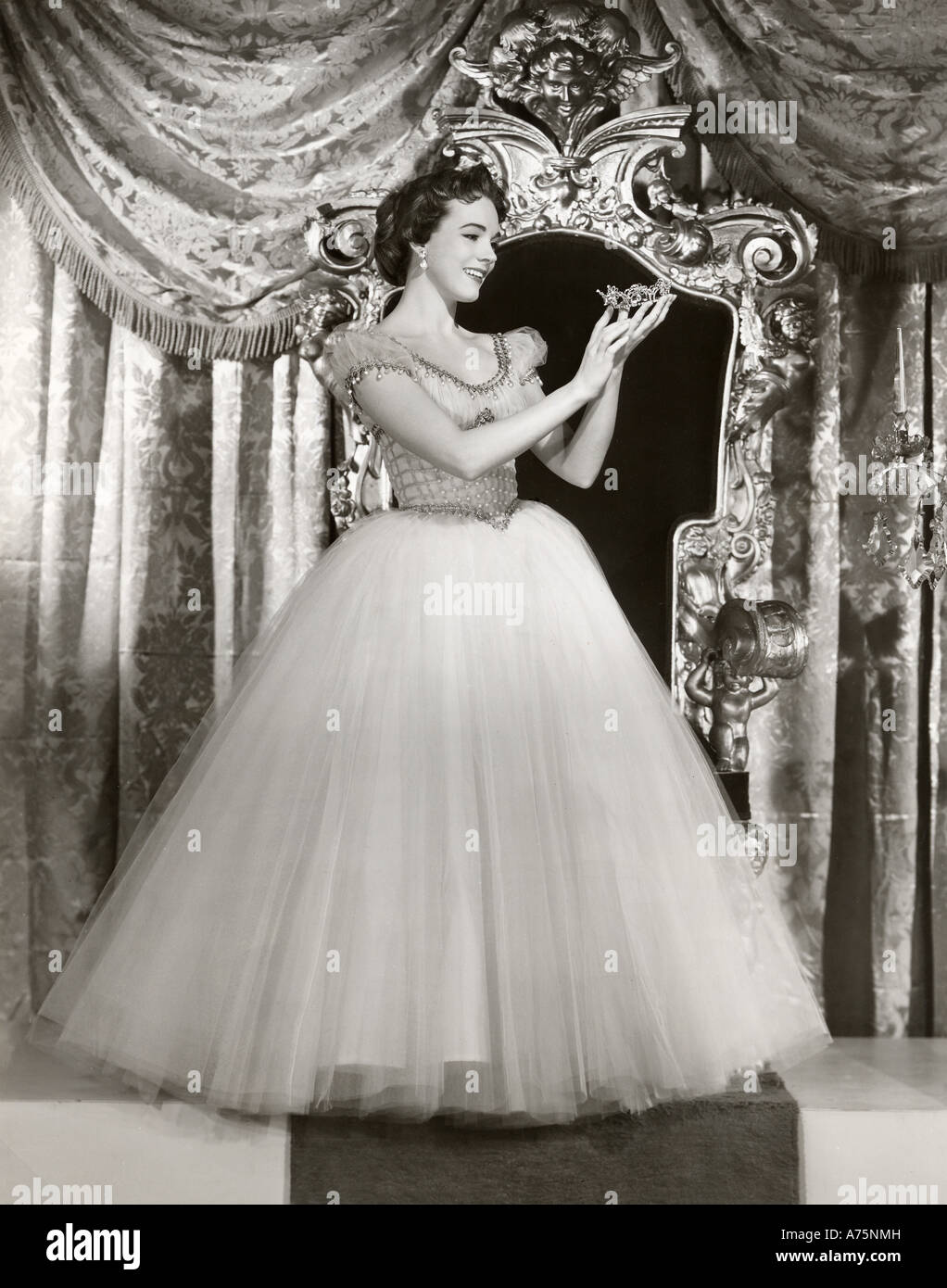JULIE ANDREWS as Cinderella in a 1957 production for American TV Stock Photo