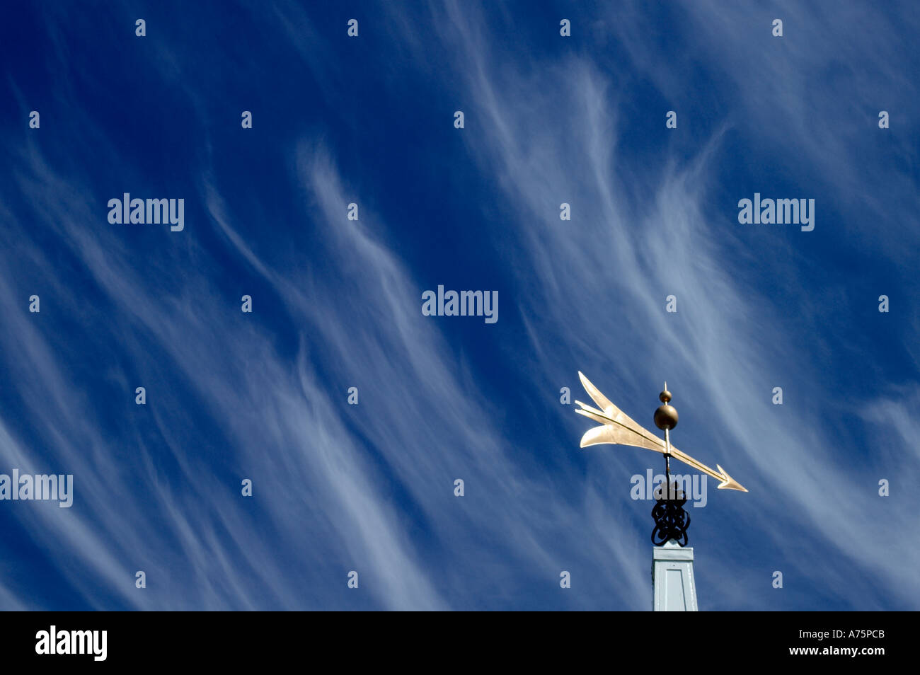Thin wispy cirrus clouds form hi-res stock photography and images - Alamy