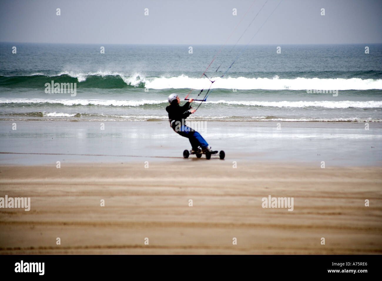 Kiting at Black Rock Sands North Wales Stock Photo - Alamy
