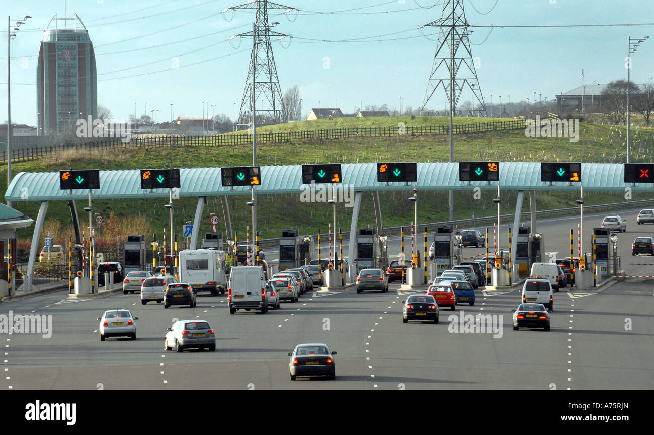 THE M6 TOLL ROAD BOOTHS AT GREAT WYRLEY NEAR CANNOCK,STAFFORDSHIRE,ENGLAND.UK. Stock Photo