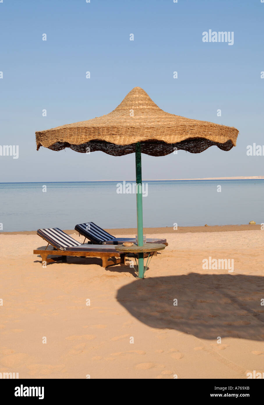 SUNSHADE ON BEACH Stock Photo Alamy