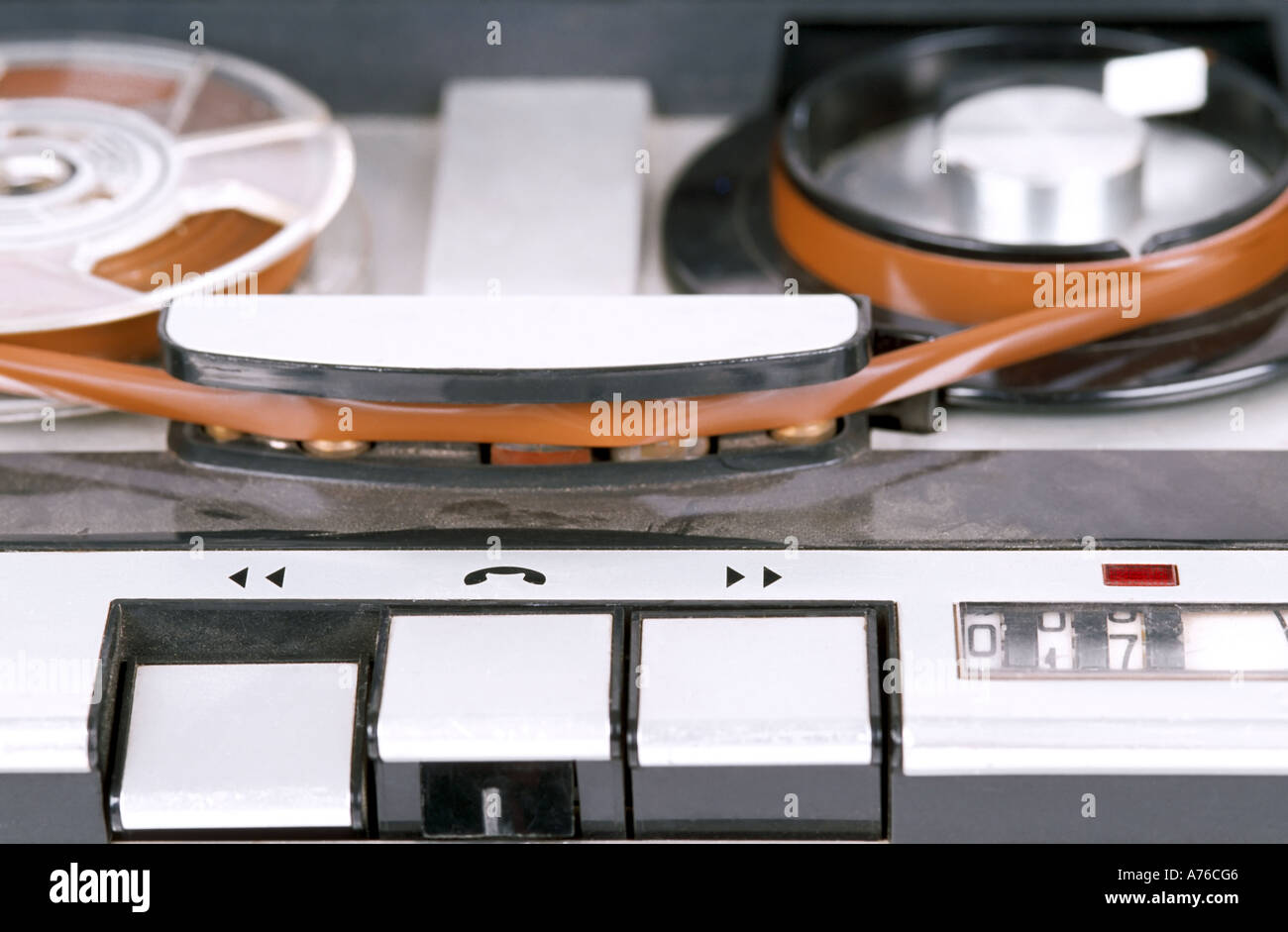 Tape recorder 1970s hires stock photography and images Alamy