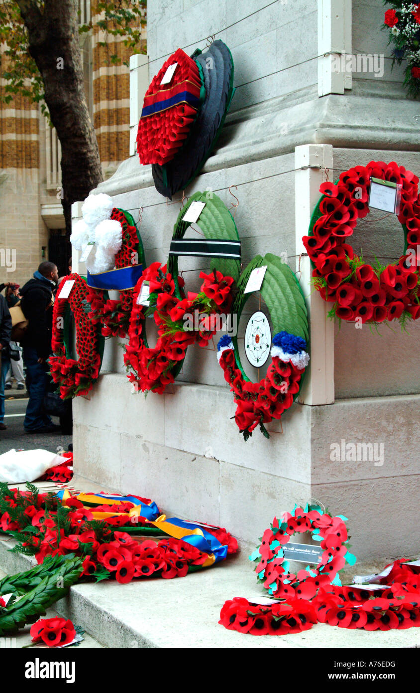 Poppy wreaths on the Cenotaph on Remembrance Day 2006 in London Stock ...