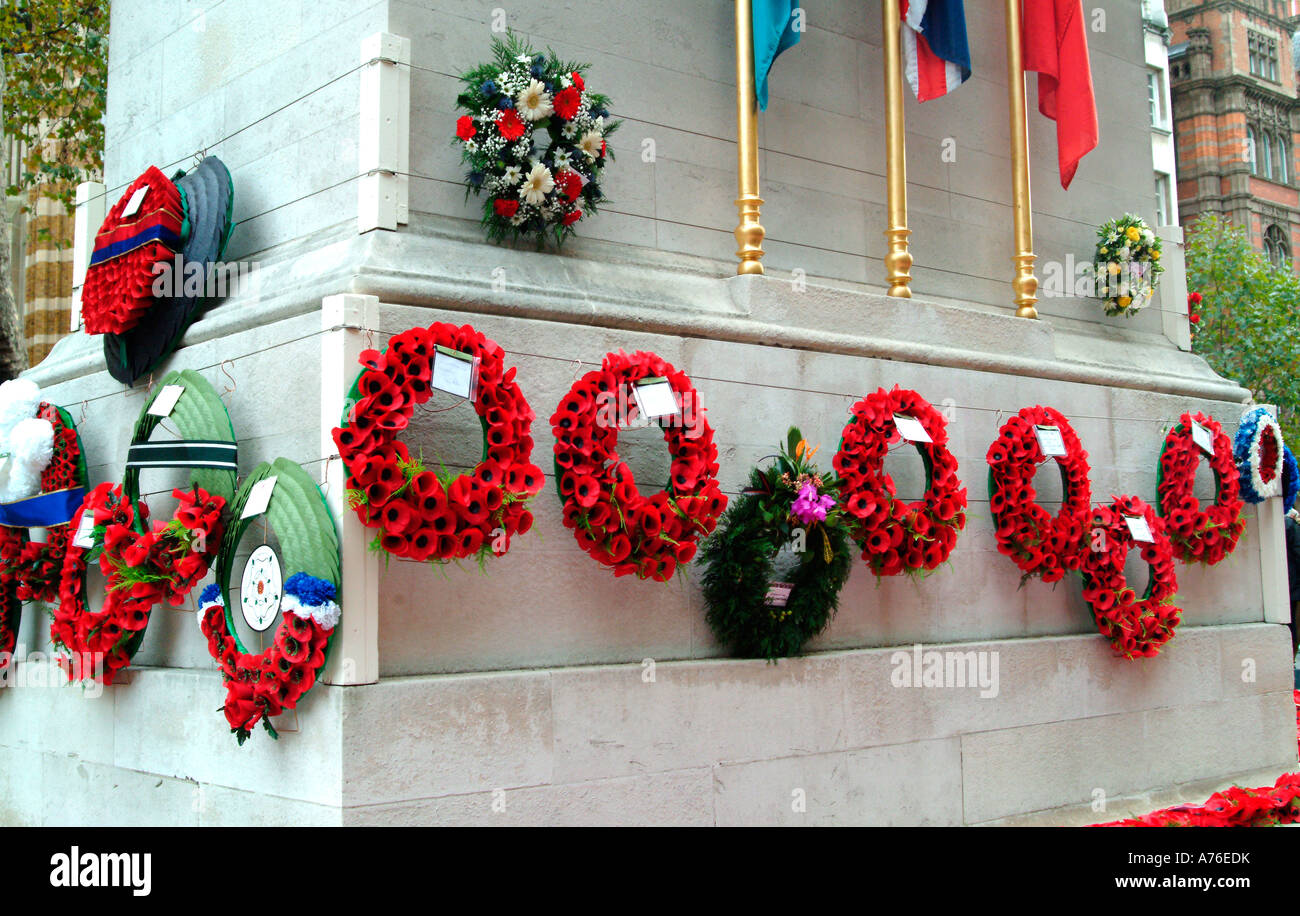 Poppy wreaths on the Cenotaph on Remembrance Day 2006 in London Stock ...