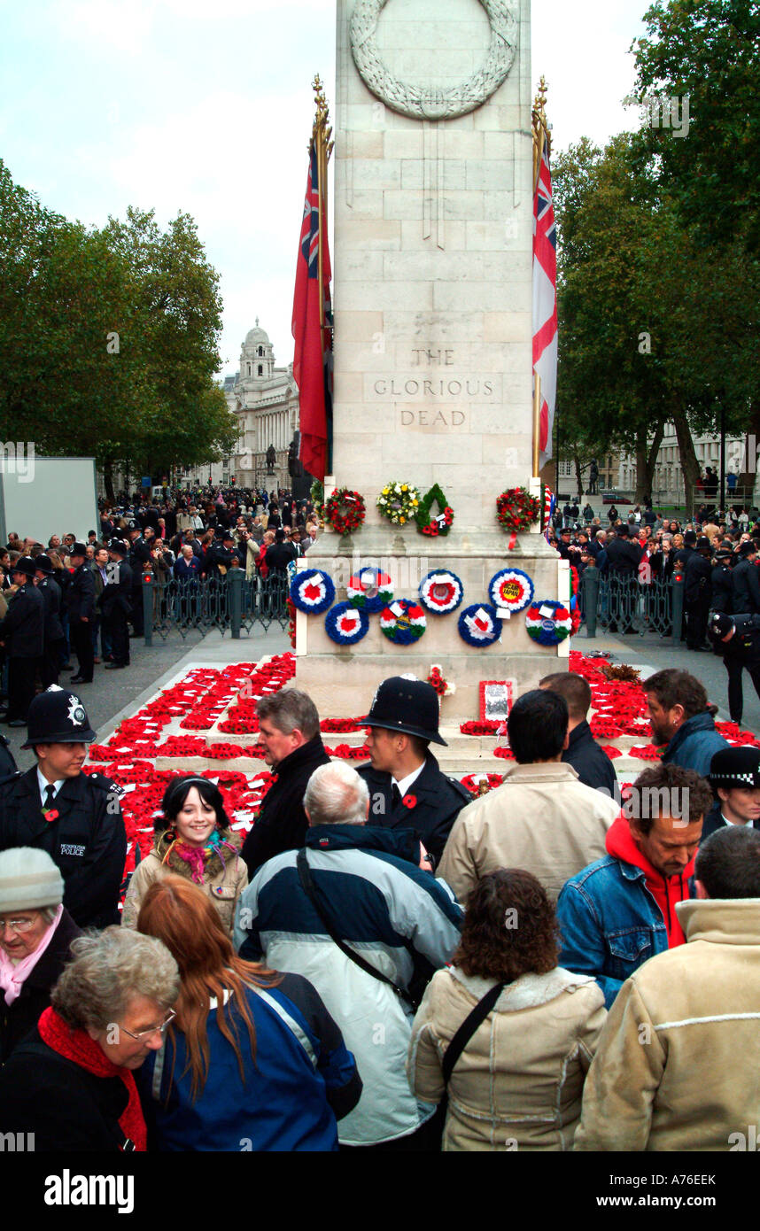 The Cenotaph with military flags on Remembrance Day 2006 in London ...