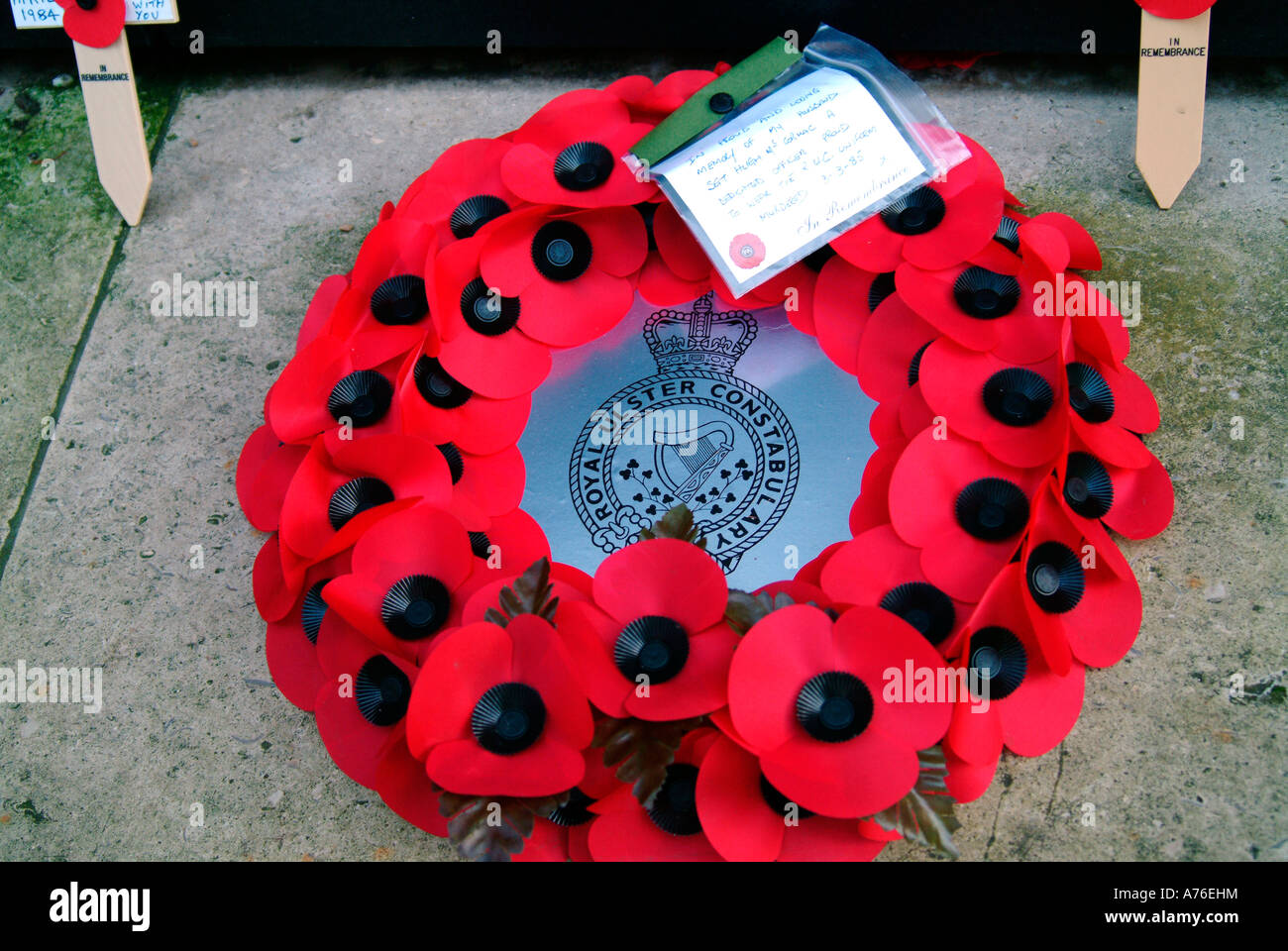 Poppy wreath on the Cenotaph on Remembrance Day 2006 in London Stock ...