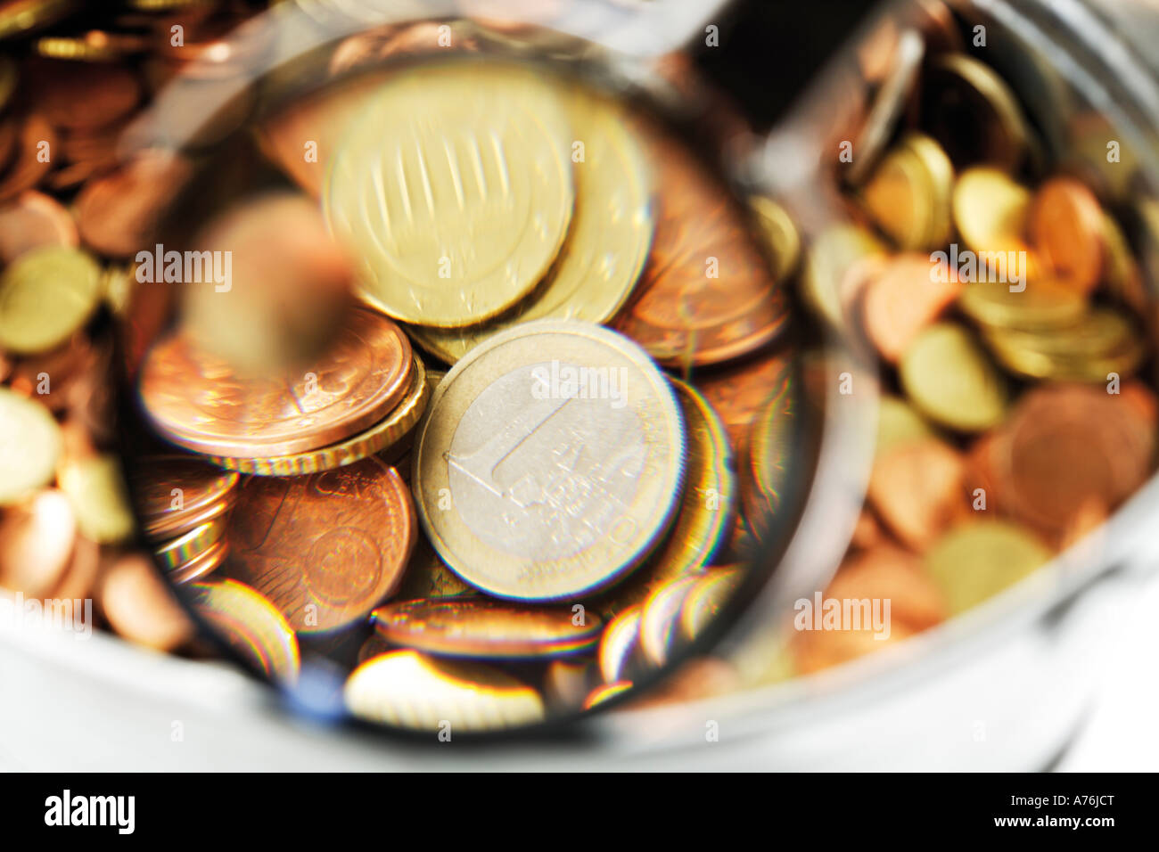 19,136 Money Coins Magnifying Glass Images, Stock Photos, 3D objects, &  Vectors