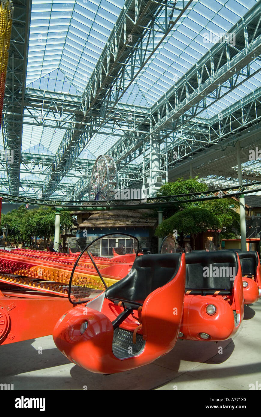 Mall of america minnesota shopping hi-res stock photography and images