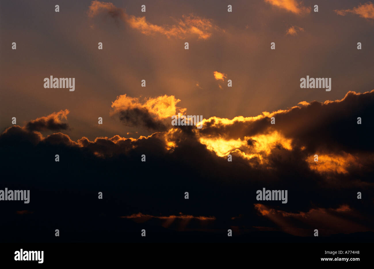 Stratocumulus clouds uk hi-res stock photography and images - Alamy