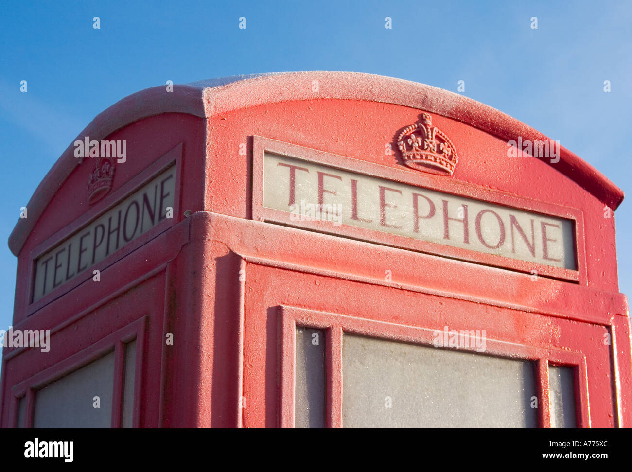 Traditional English village phone box Stock Photo Alamy