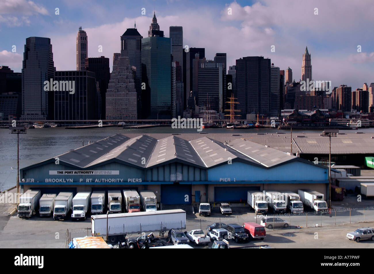 New york port authority hi-res stock photography and images - Alamy