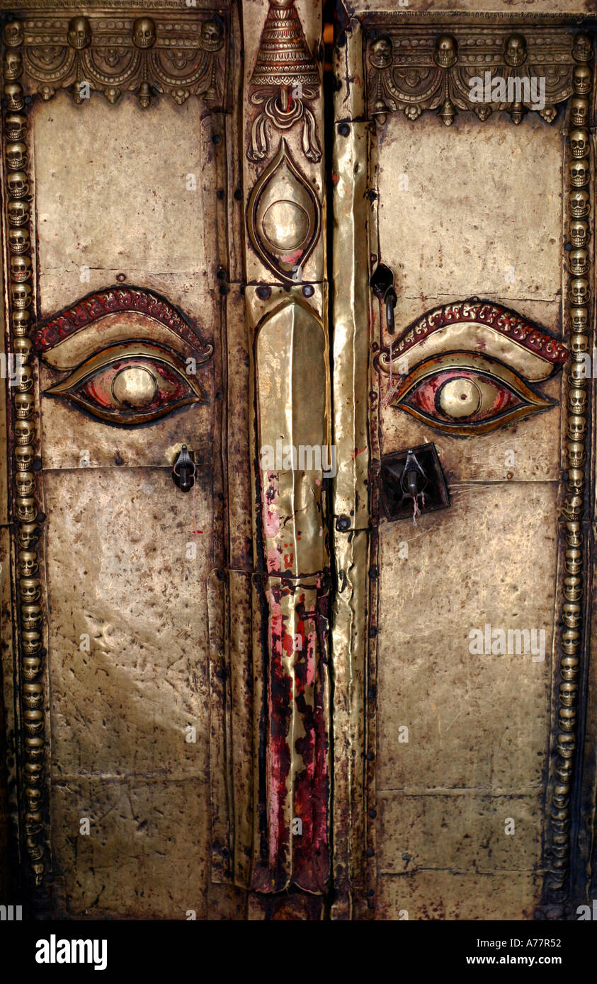 kathmandu door frame Stock Photo - Alamy
