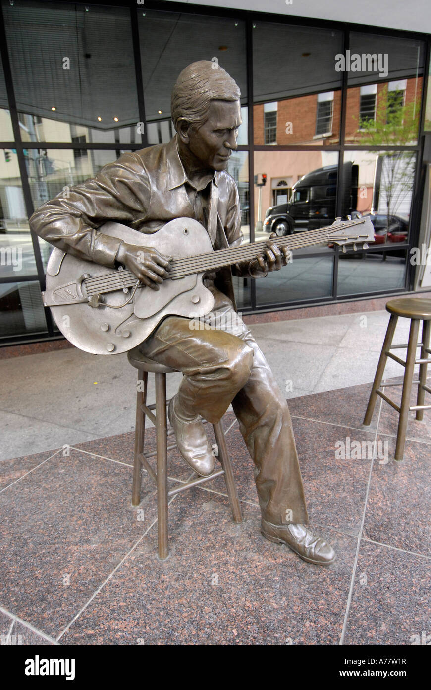 Statue of Chet Atkins Country Music Legend in front of Bank of America building Nashville Tennessee TN Stock Photo