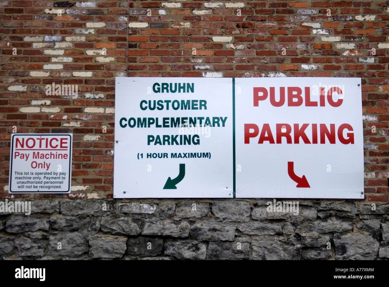 Parking Sign with Incorrect Spelling Misspelling Misspelling Stock Photo