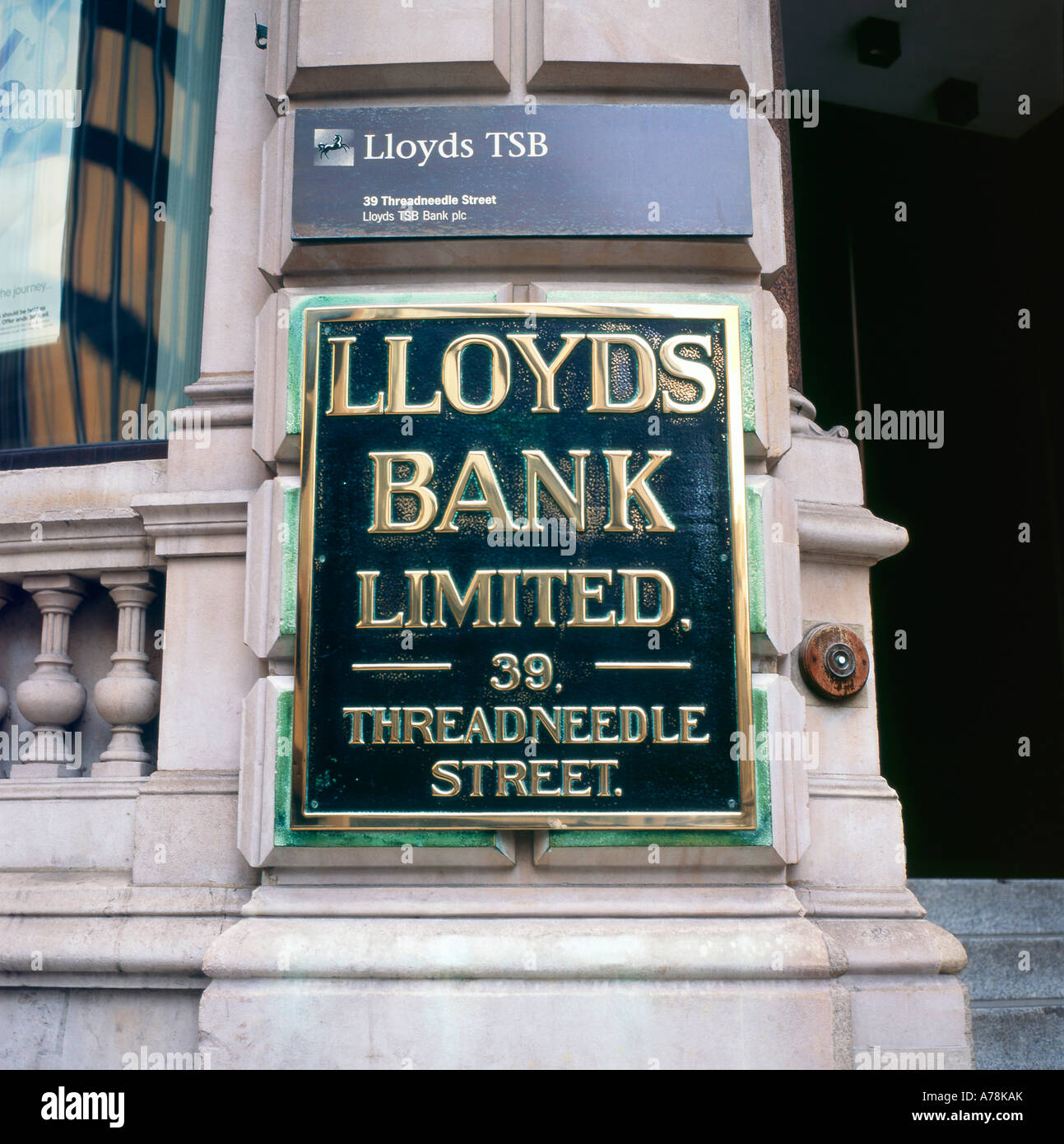 Lloyds TSB Bank sign at 39 Threadneedle Street in the City of London England   KATHY DEWITT Stock Photo