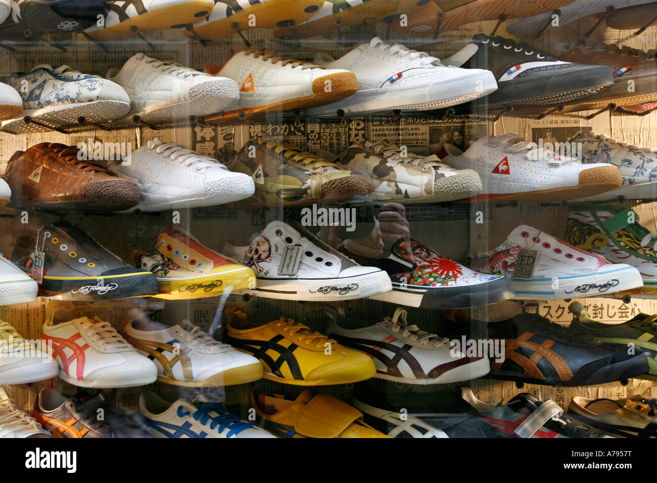 Shoe shop on the via dei Giubbonari Rome Italy Europe Stock Photo - Alamy