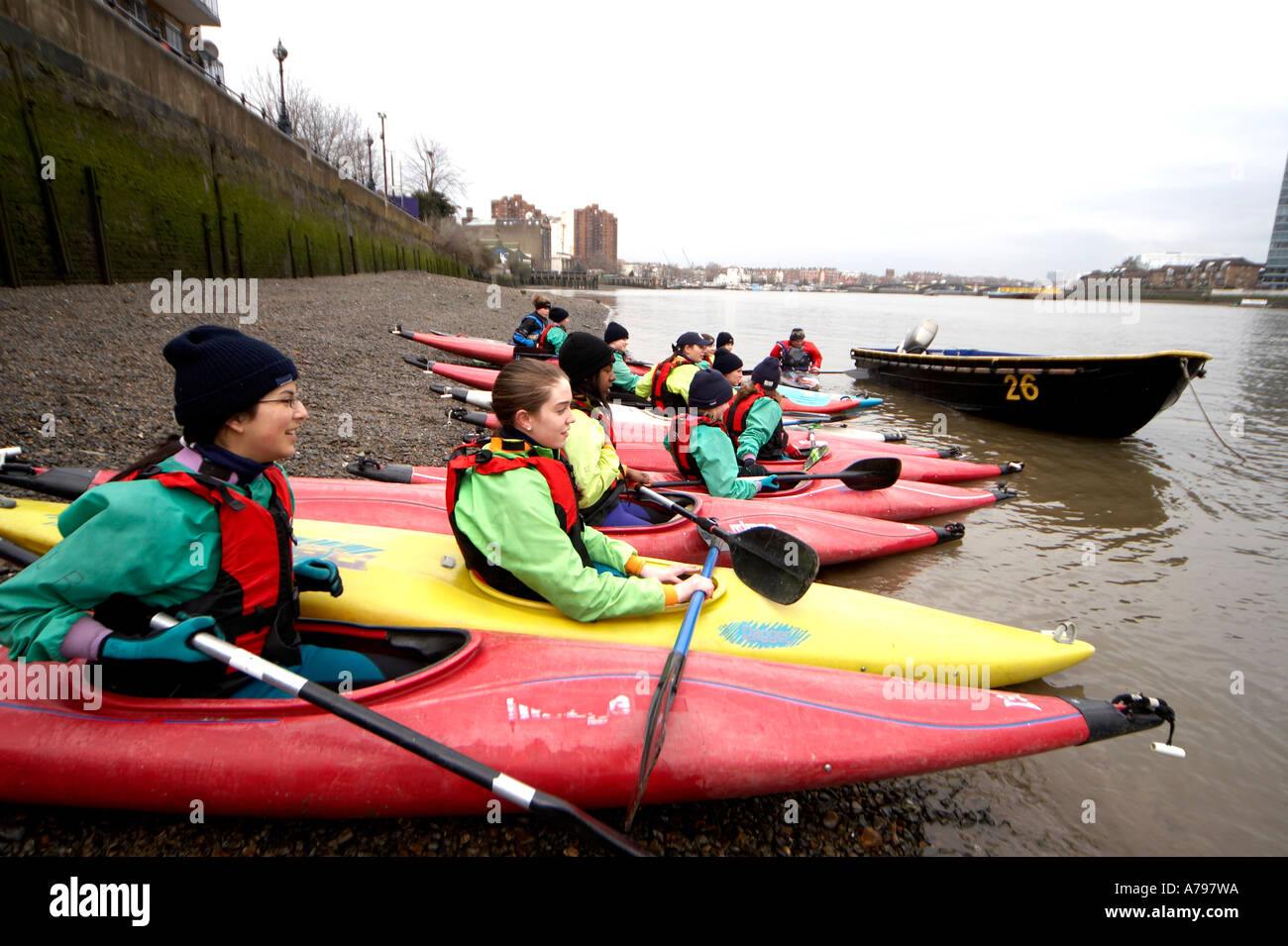 Kayak Canoe training of Westminster Boating Base schoolchildren Stock