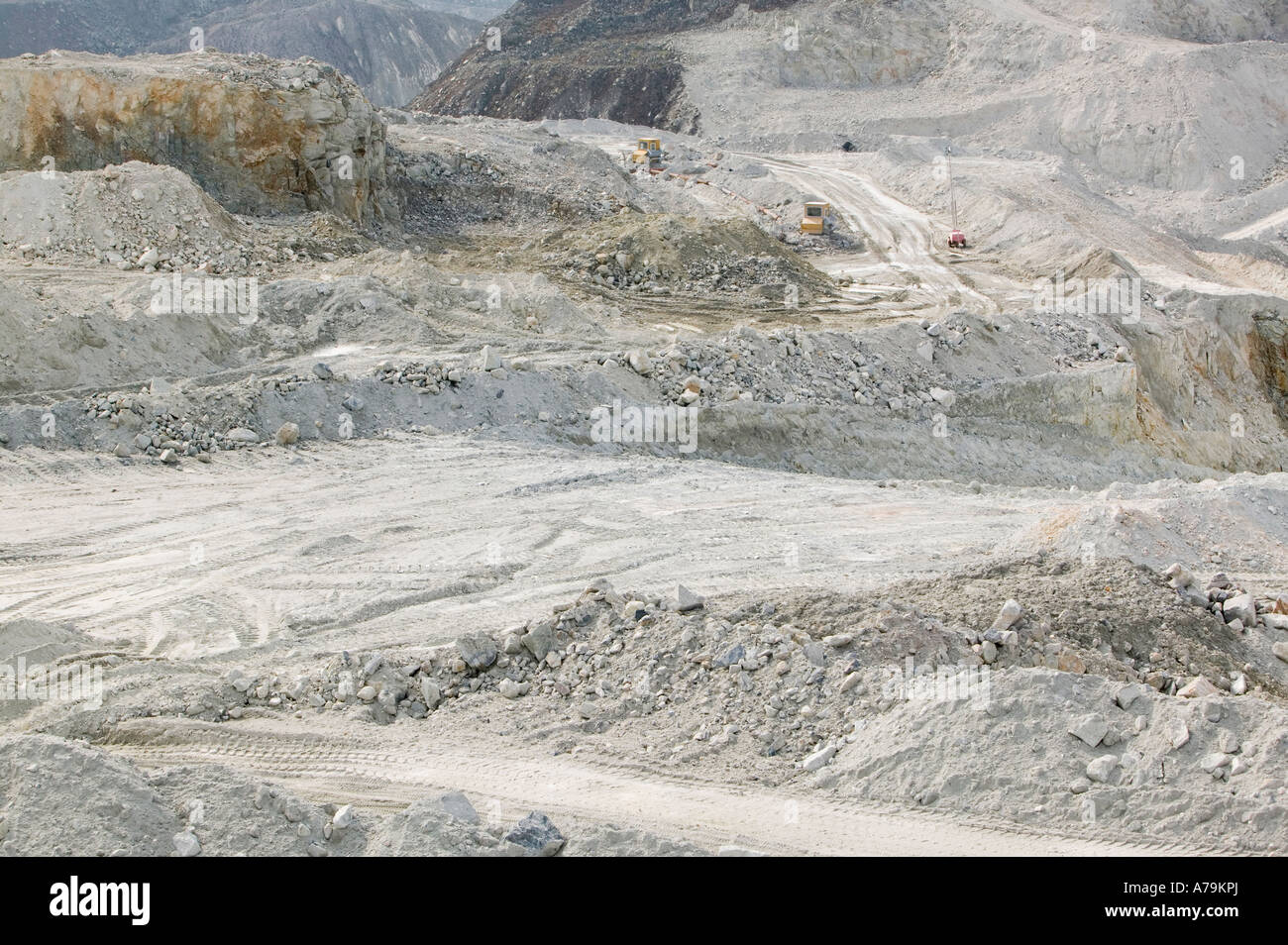 China clay mining deposits hires stock photography and images Alamy