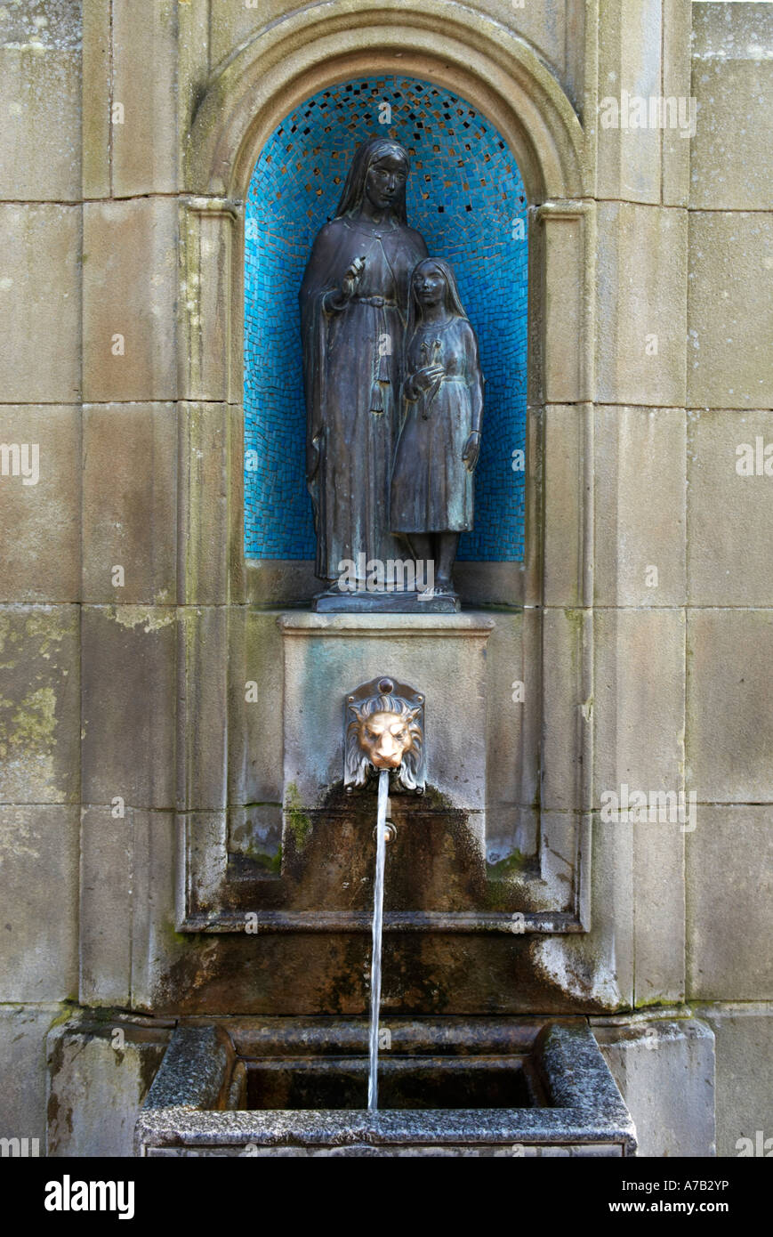 Buxton water fountain hires stock photography and images Alamy