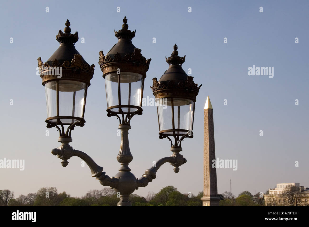 Page 2 - Tuileries Gardens Concorde High Resolution Stock Photography and  Images - Alamy