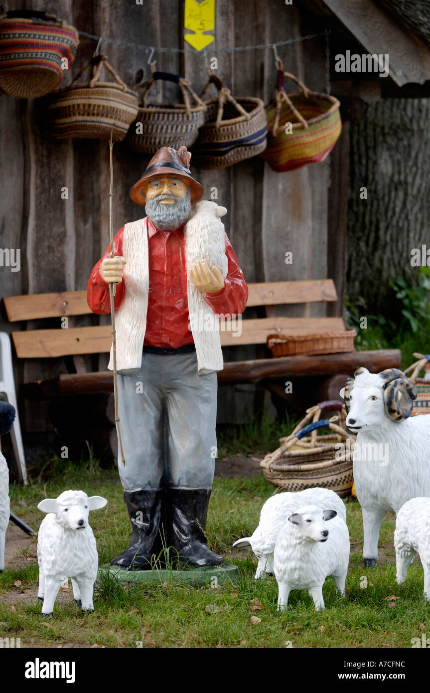 Garden with figures hi-res stock photography and images - Alamy