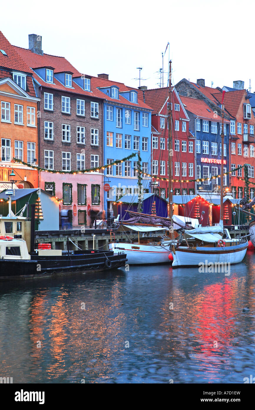 Nyhavn, Christmas Market, Copenhagen Stock Photo Alamy
