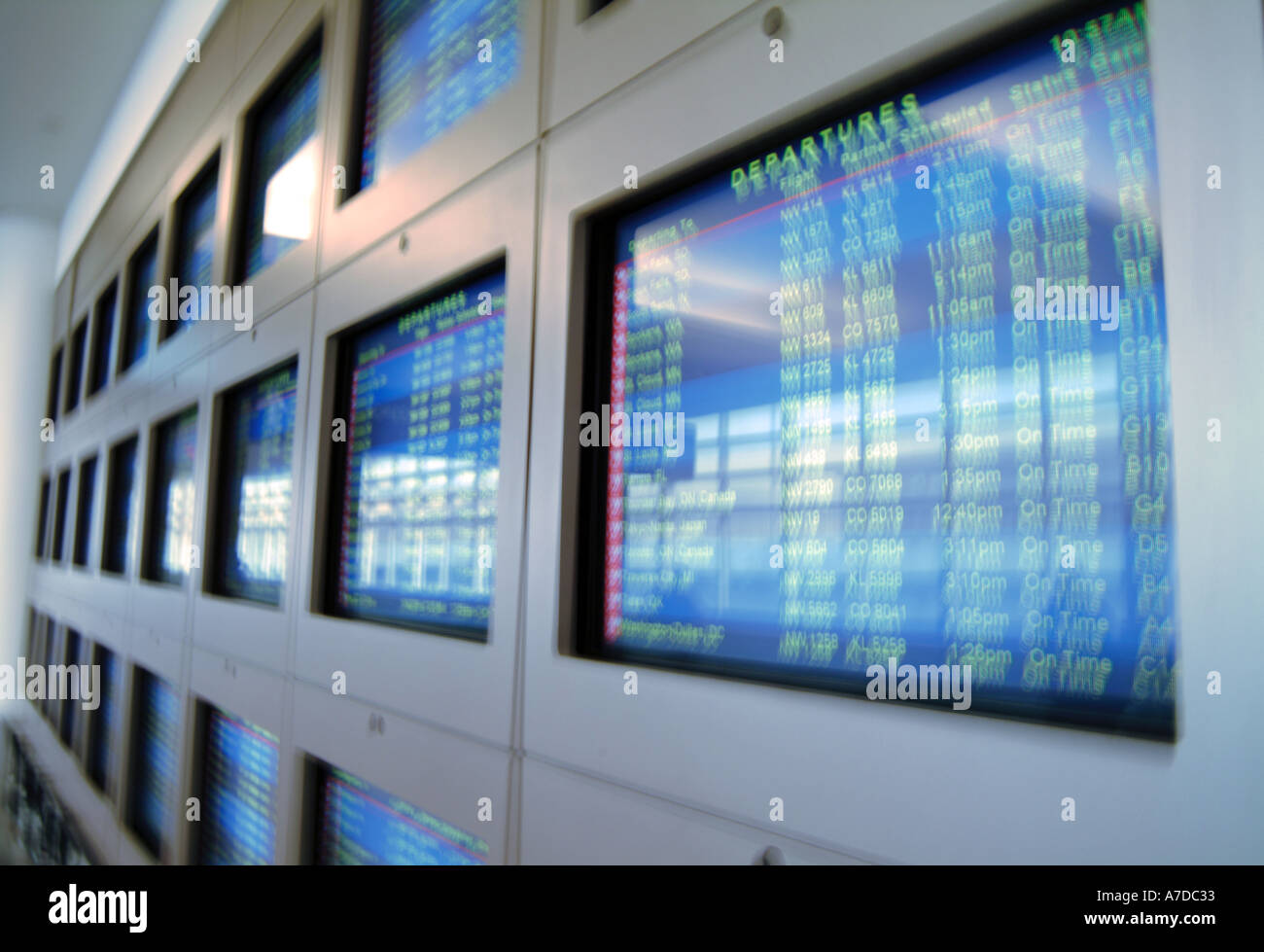 Arrival and departure hi-res stock photography and images - Alamy