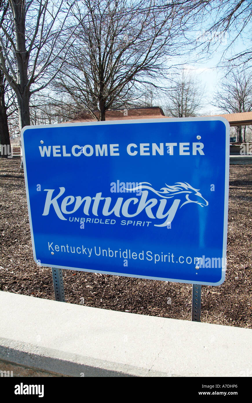 to Kentucky sign posted at information center Stock Photo Alamy