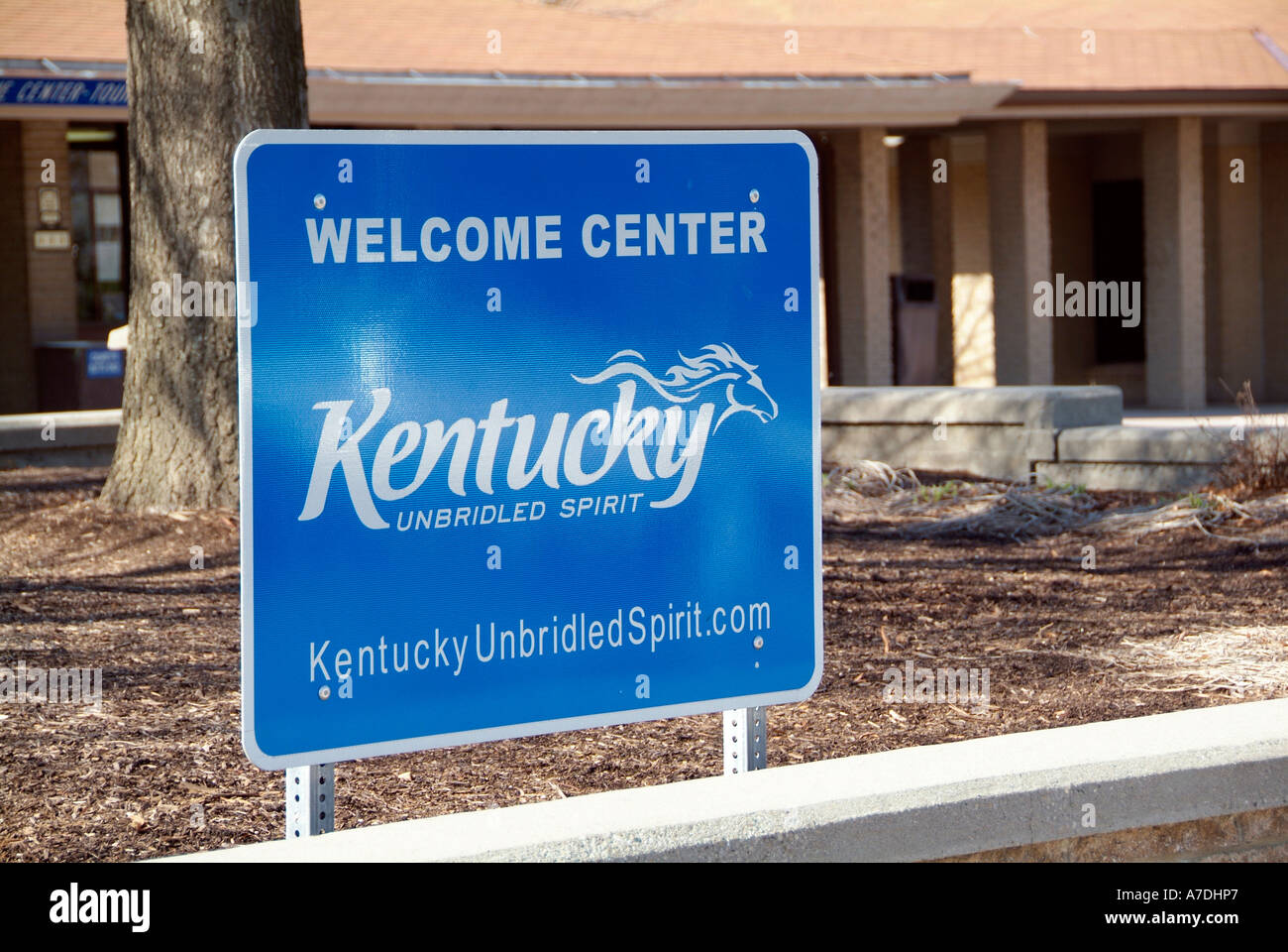 to Kentucky sign posted at information center Stock Photo Alamy