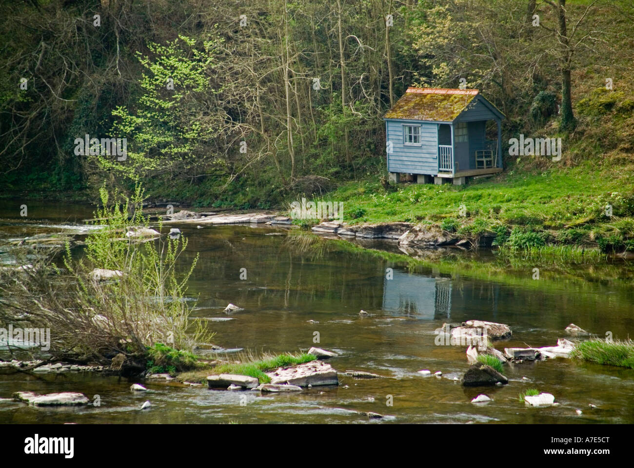 fishermans hut on the river Usk bank Stock Photo - Alamy