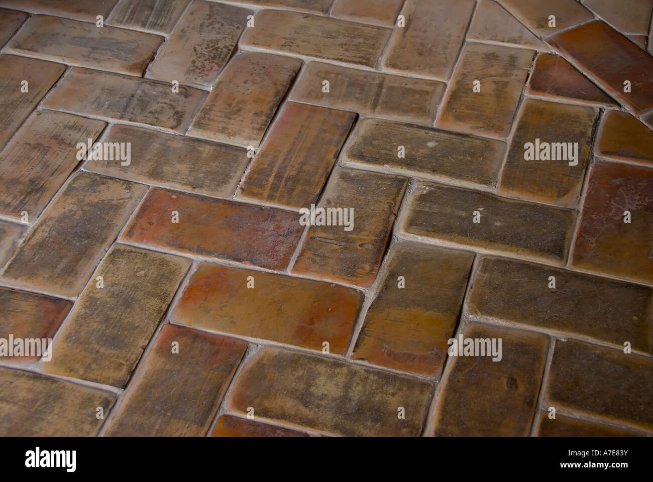 Floor tiles hi-res stock photography and images - Alamy