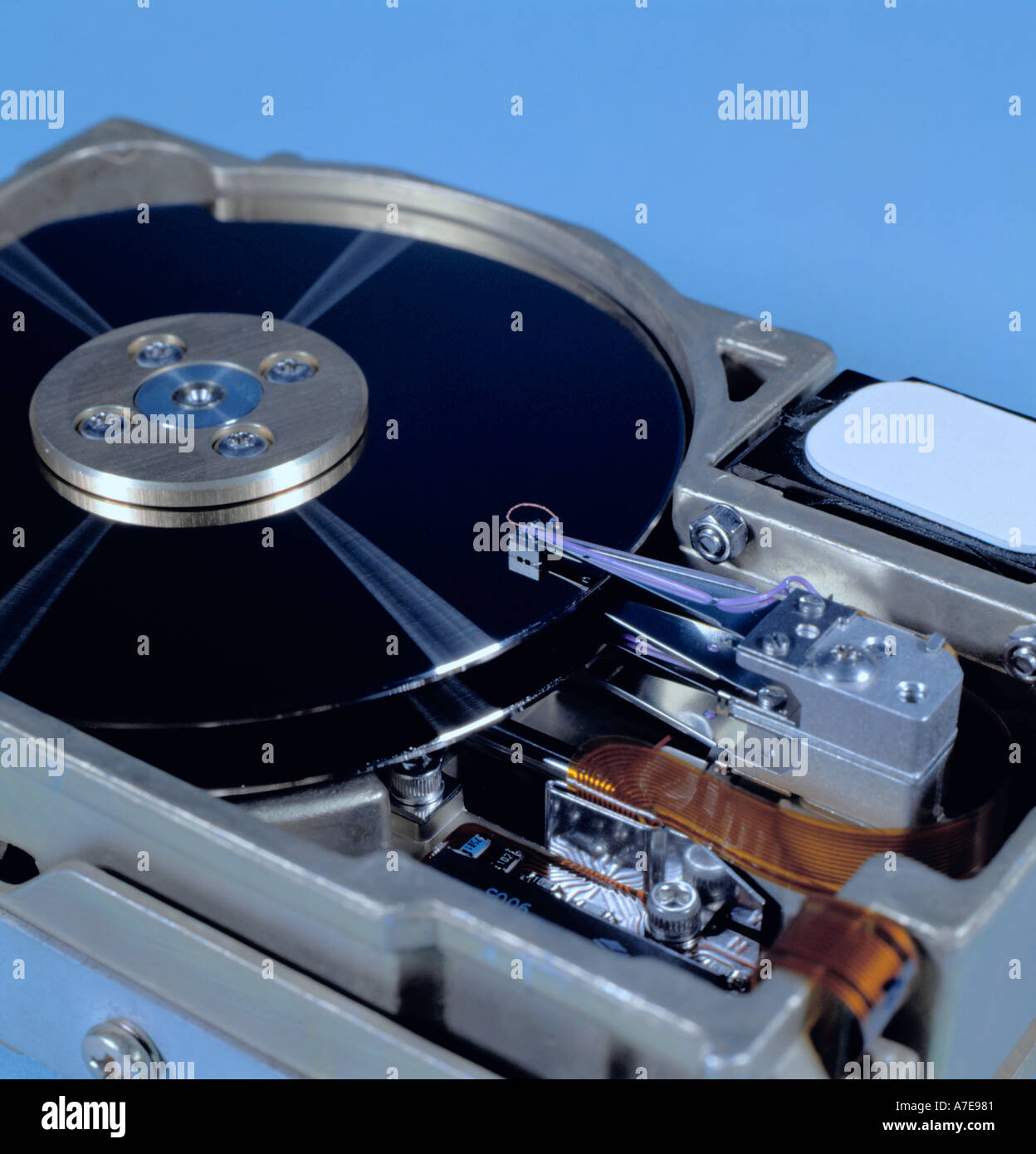Side view of a hard disc drive assembly showing read write head control