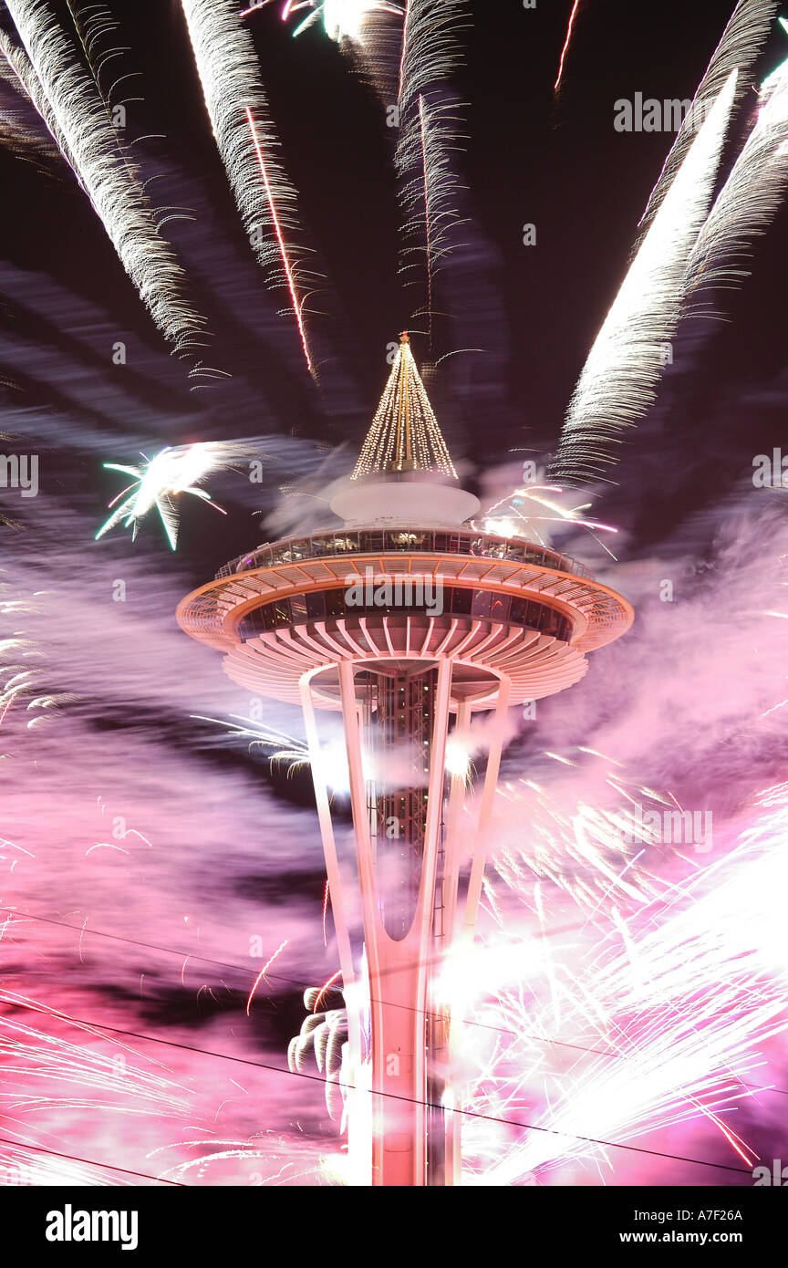 Seattle space needle fireworks hires stock photography and images Alamy
