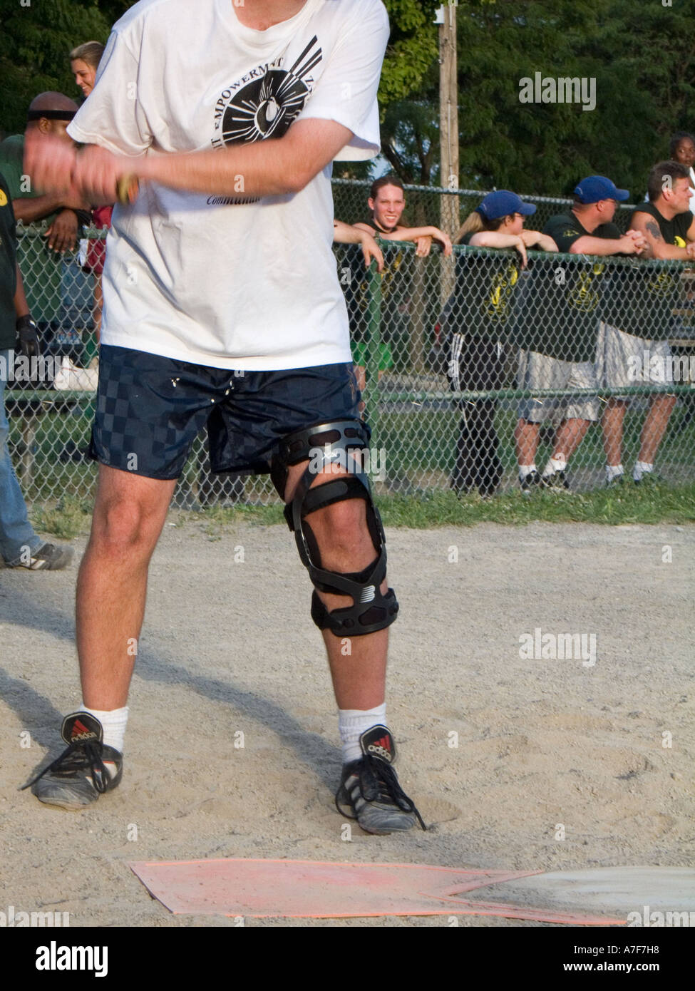knee brace for softball