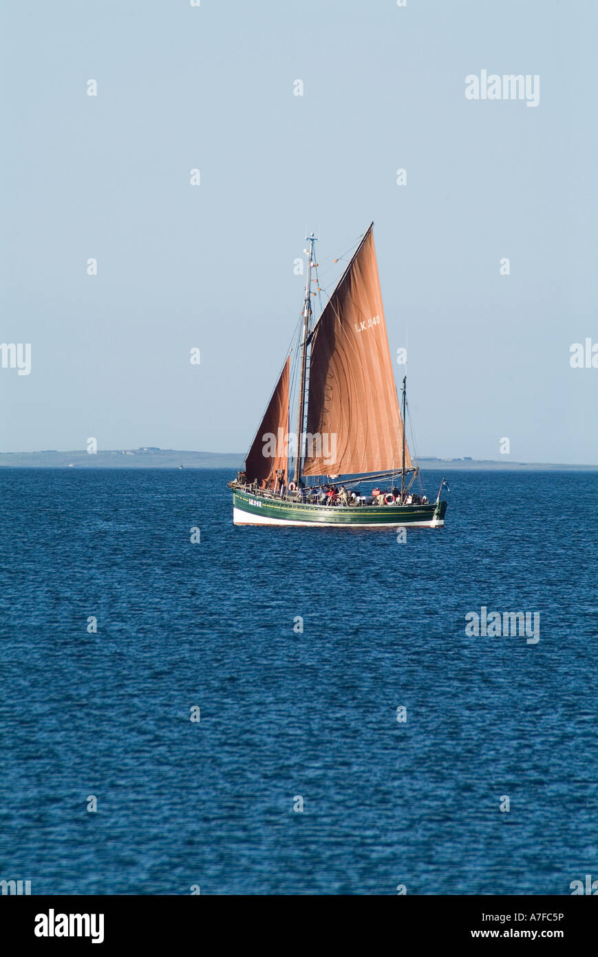 dh The Swan KIRKWALL ORKNEY Fifie type herring drifter two masted lugger sailing in Kirkwall Bay Stock Photo