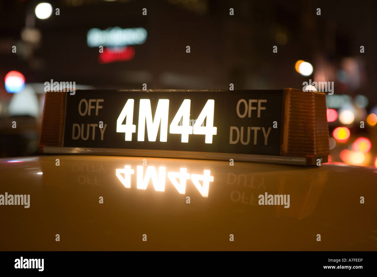 YELLOW CAB TIMES SQUARE MANHATTAN NEW YORK UNITED STATES OF AMERICA Stock Photo