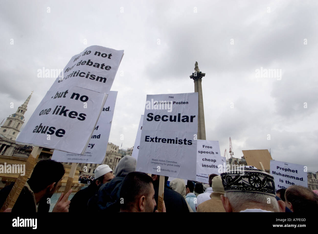 Muslim protester at Danish Cartoon meeting at Trafalgar square Stock Photo