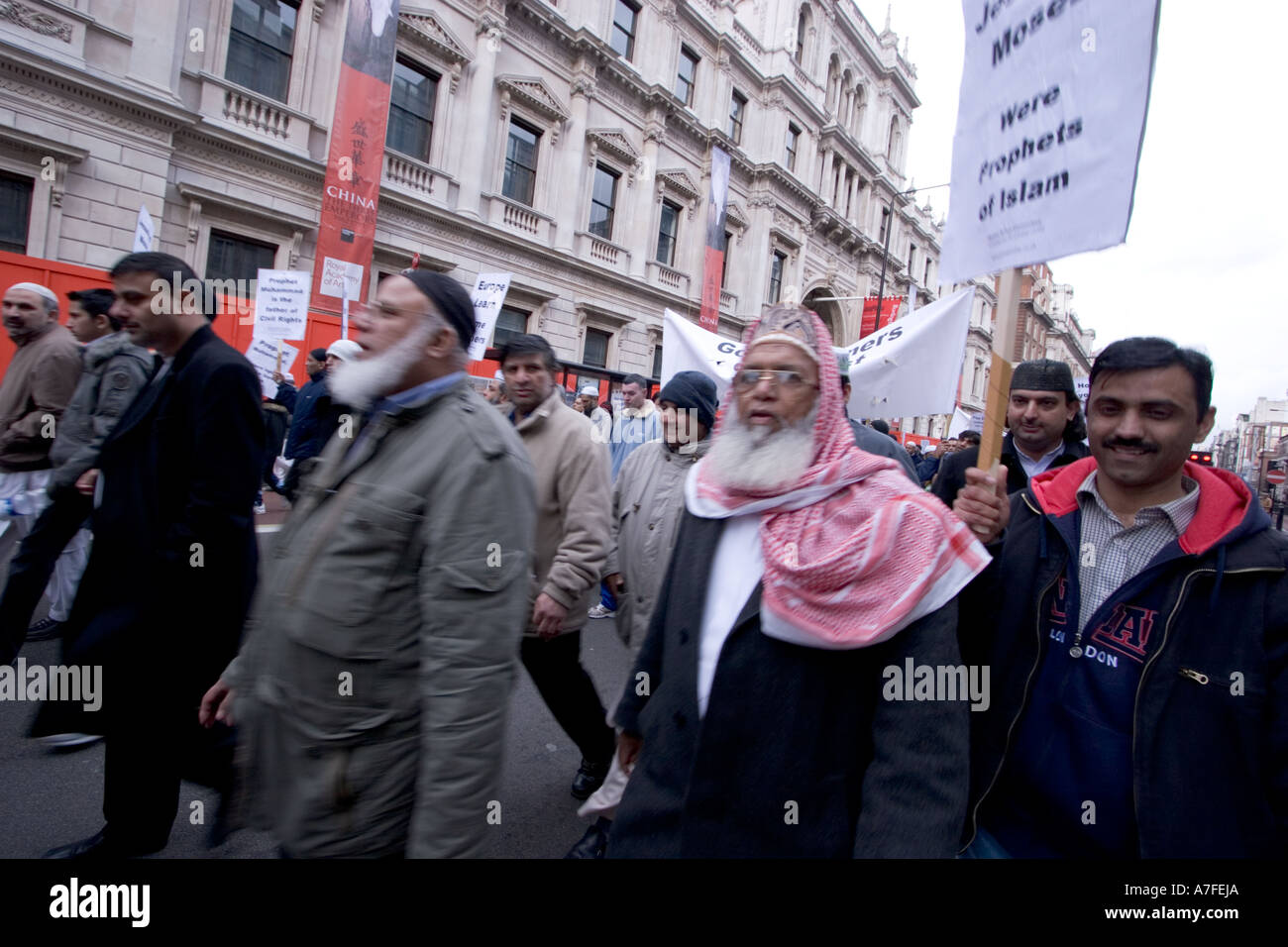 Muslim protester at Danish Cartoon during march from Trafalgar Square Stock Photo