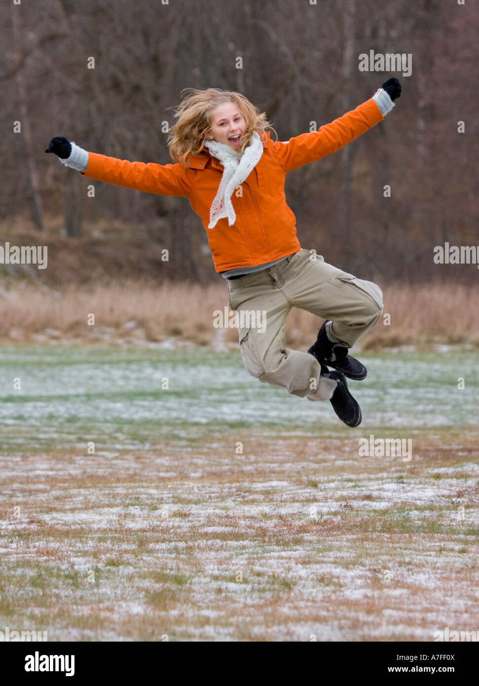 Happy jump girl hi-res stock photography and images - Alamy