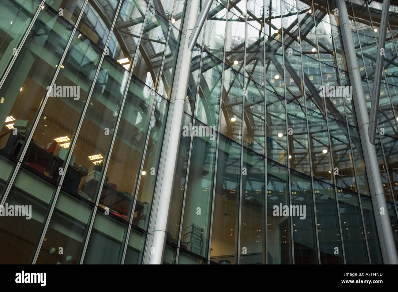 Modern glass office building Stock Photo - Alamy