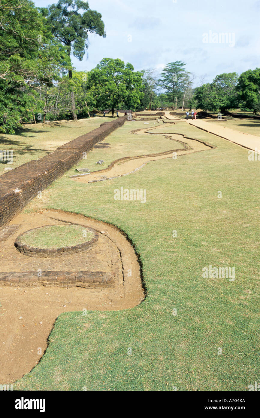Ancient irrigation sri lanka hires stock photography and images Alamy
