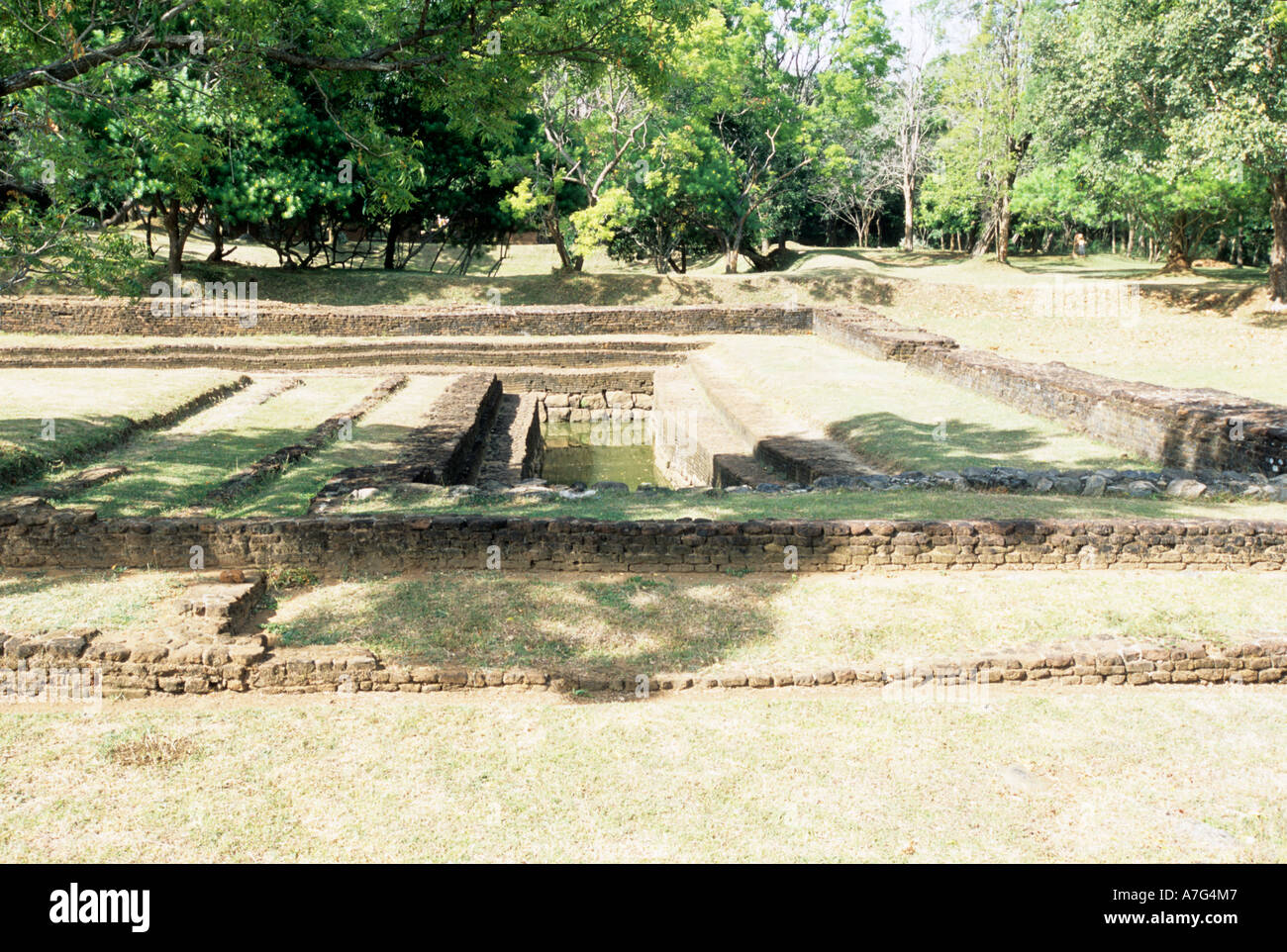 Ancient irrigation sri lanka hires stock photography and images Alamy