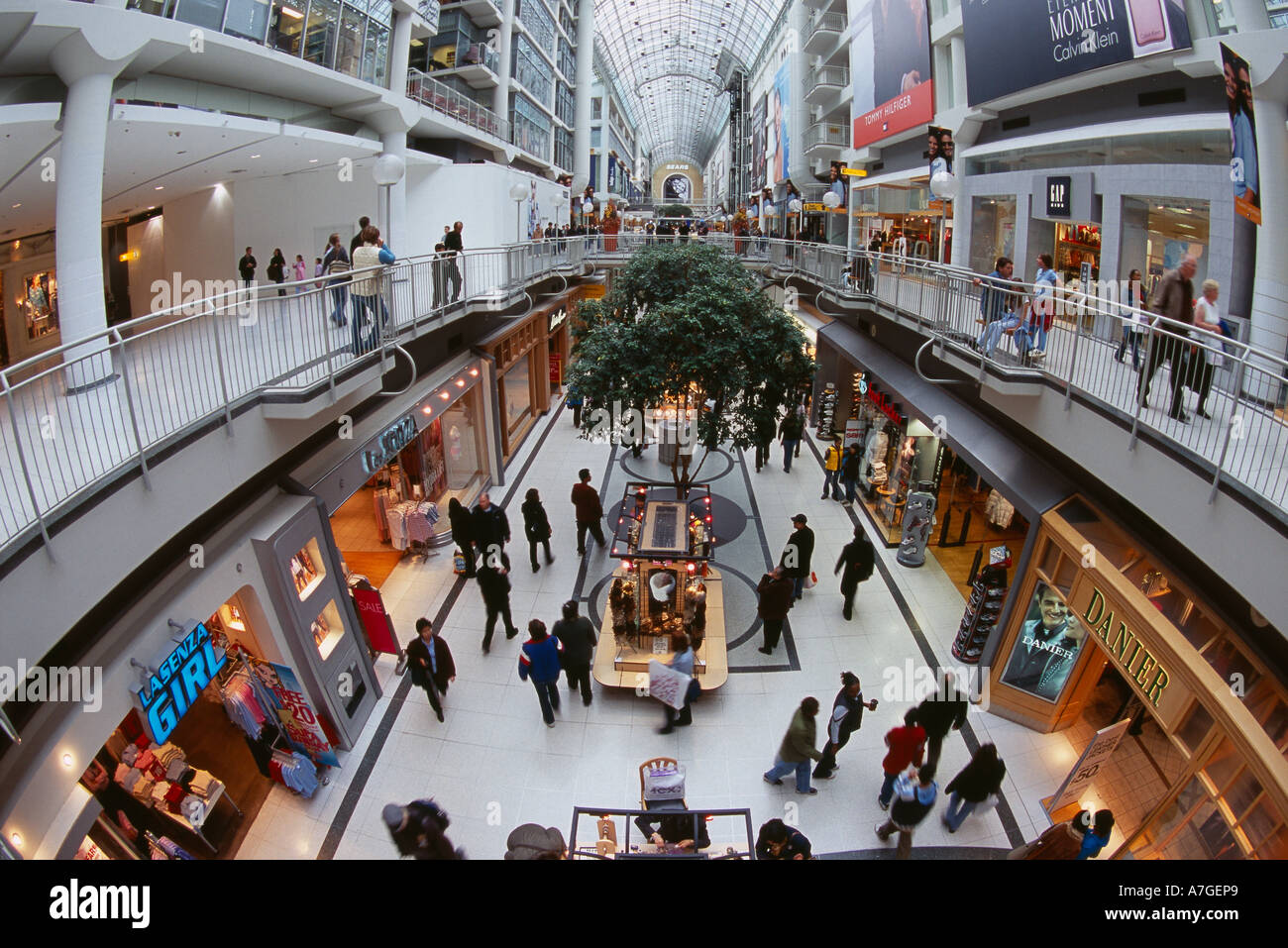 Calvin klein hotsell eaton center