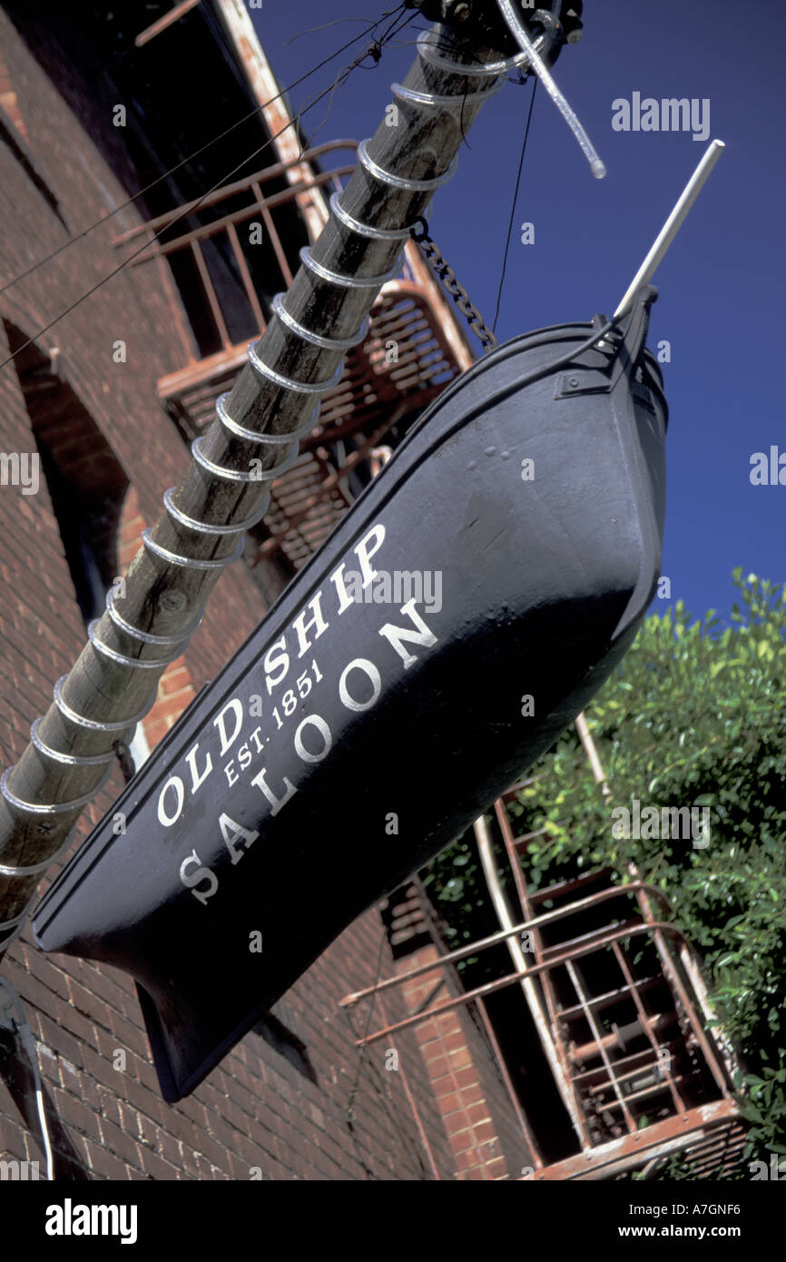 USA, California, San Francisco, Financial District. Old Ship saloon
