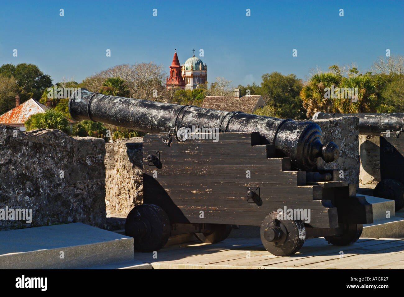 Cannon along fortress walls, Castillo de San Marcos National Monument ...
