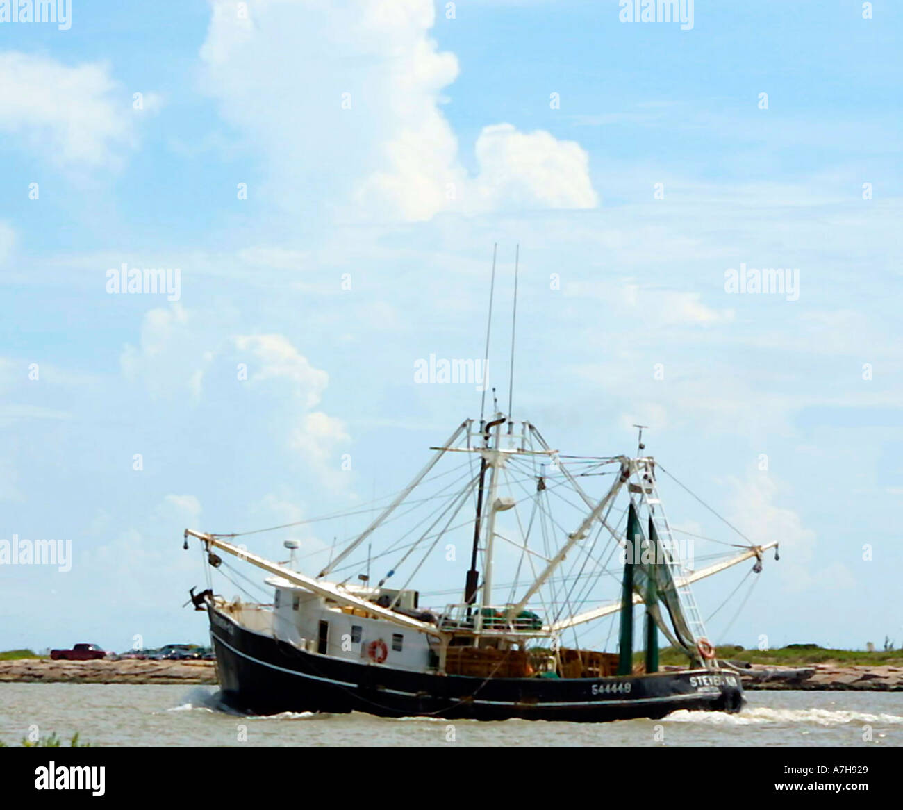 Shrimp shrimping net nets hi-res stock photography and images - Alamy