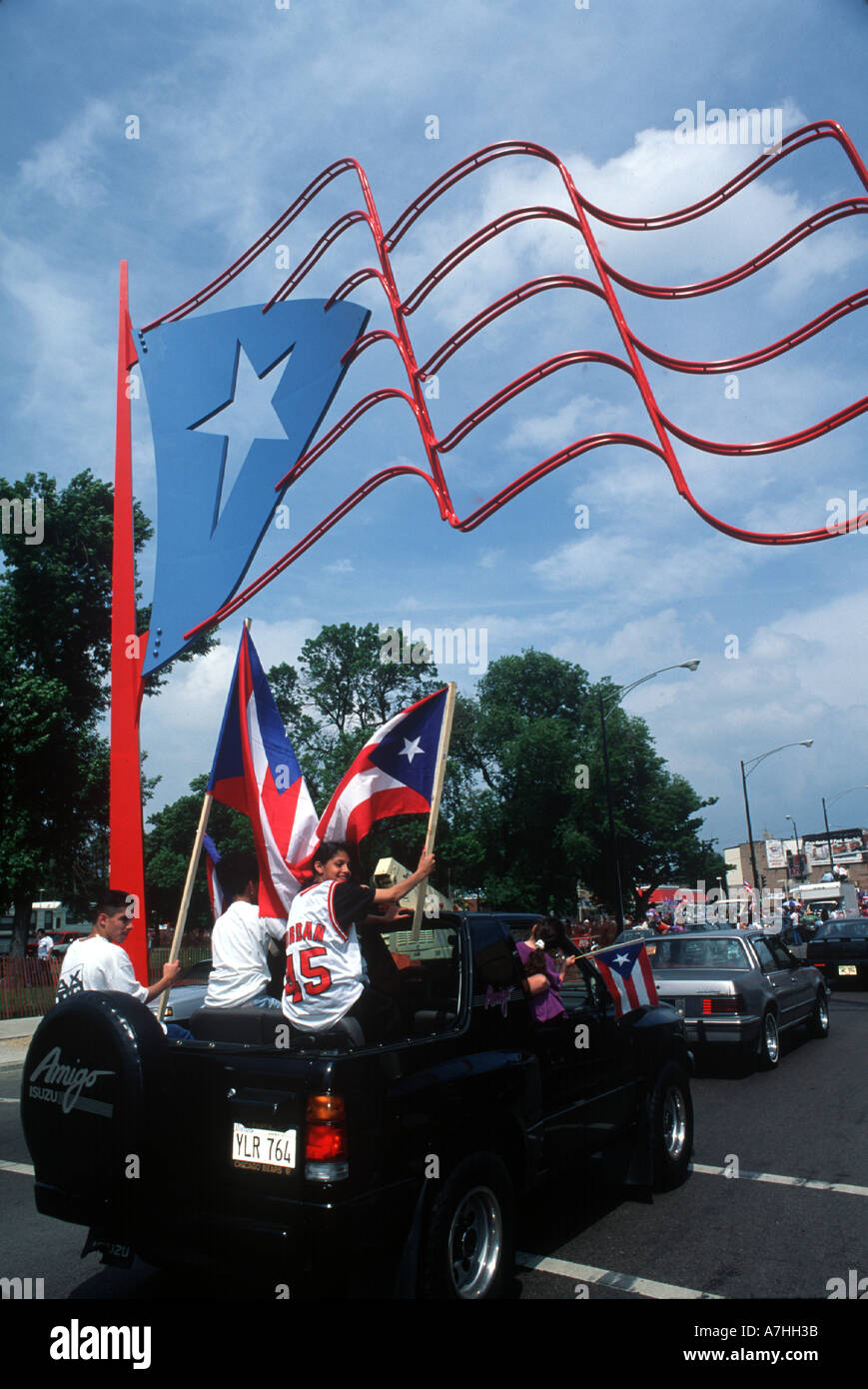 USA, IL, Chicago. Chicago's Puerto Rican Day parade Stock Photo Alamy