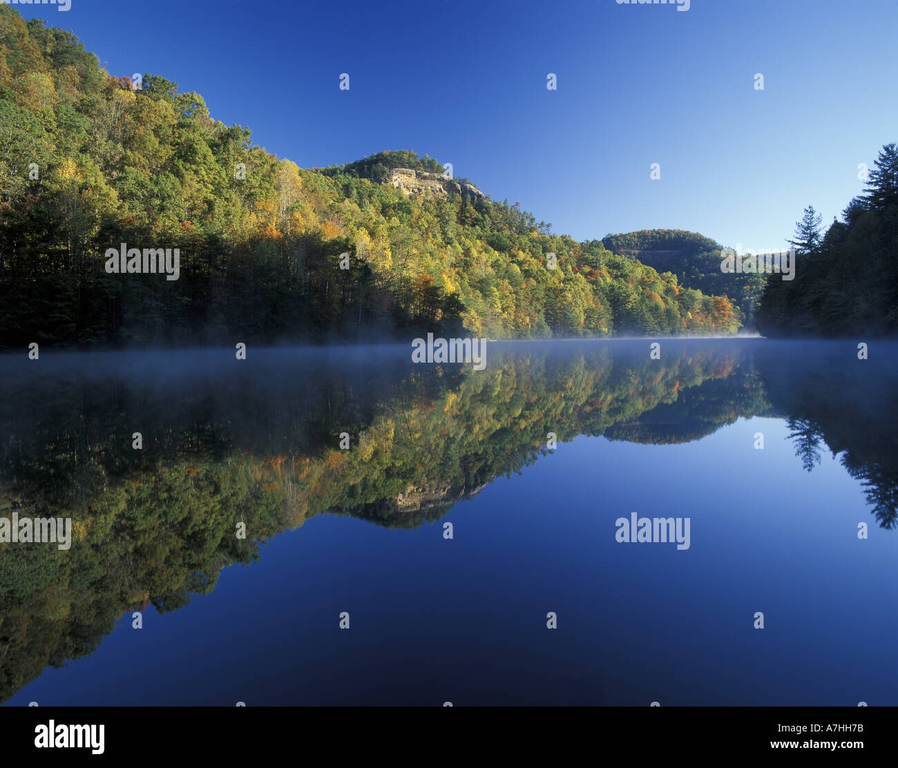 N.A., USA, Kentucky. Daniel Boone National Forest, Natural Bridge State Park. Autumn colors mirrored on Millcreek Lake Stock Photo
